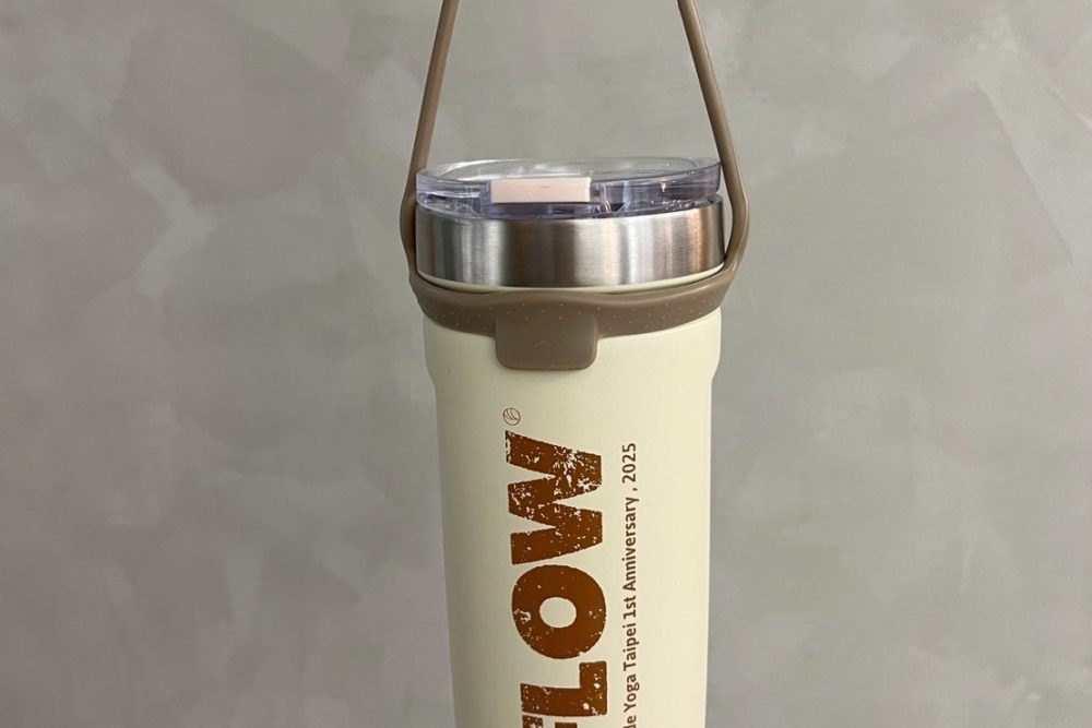 Inside Yoga Taipei 限定版保溫杯<br>購買衣服再加購享半價優惠